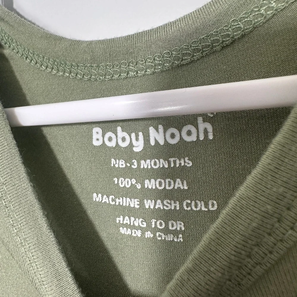Baby Noah Knotted Sleep Gown Baby NB-3M Green 100% Modal Long Sleeve Sleeper